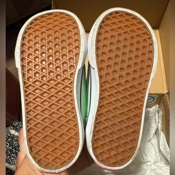 • Vans • Old Skool V Pistachio Green and White Velcro Sneakers 6.5 - Picture 5 of 7